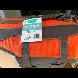 Dog life jacket